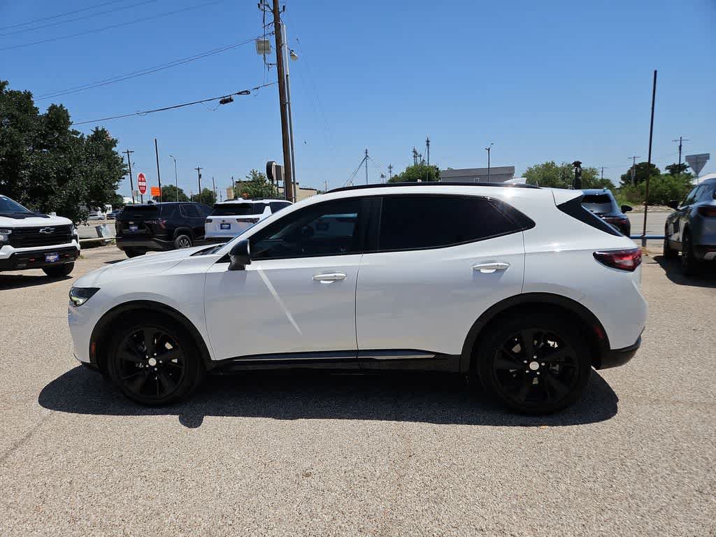 Used 2021 Buick Envision Essence w/ Sport Touring Package FWD image 5