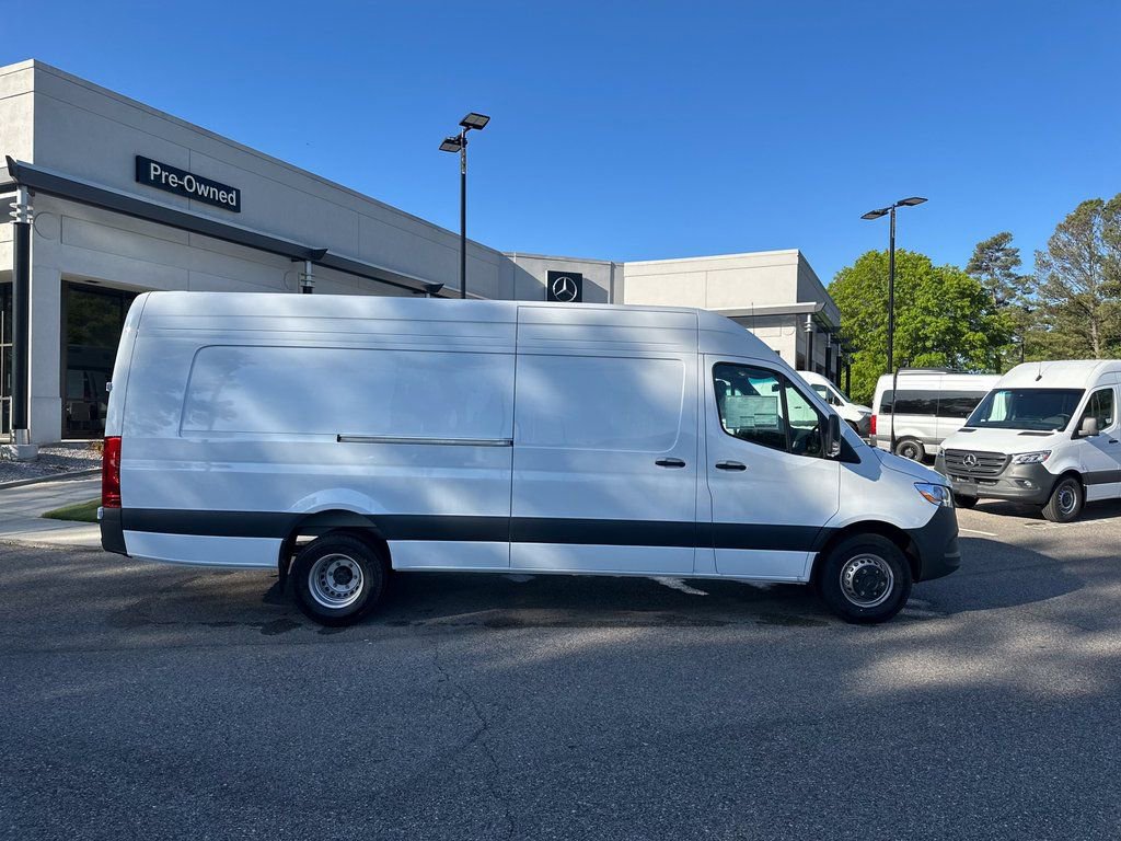 New 2025 Mercedes-Benz Sprinter 3500 image 11