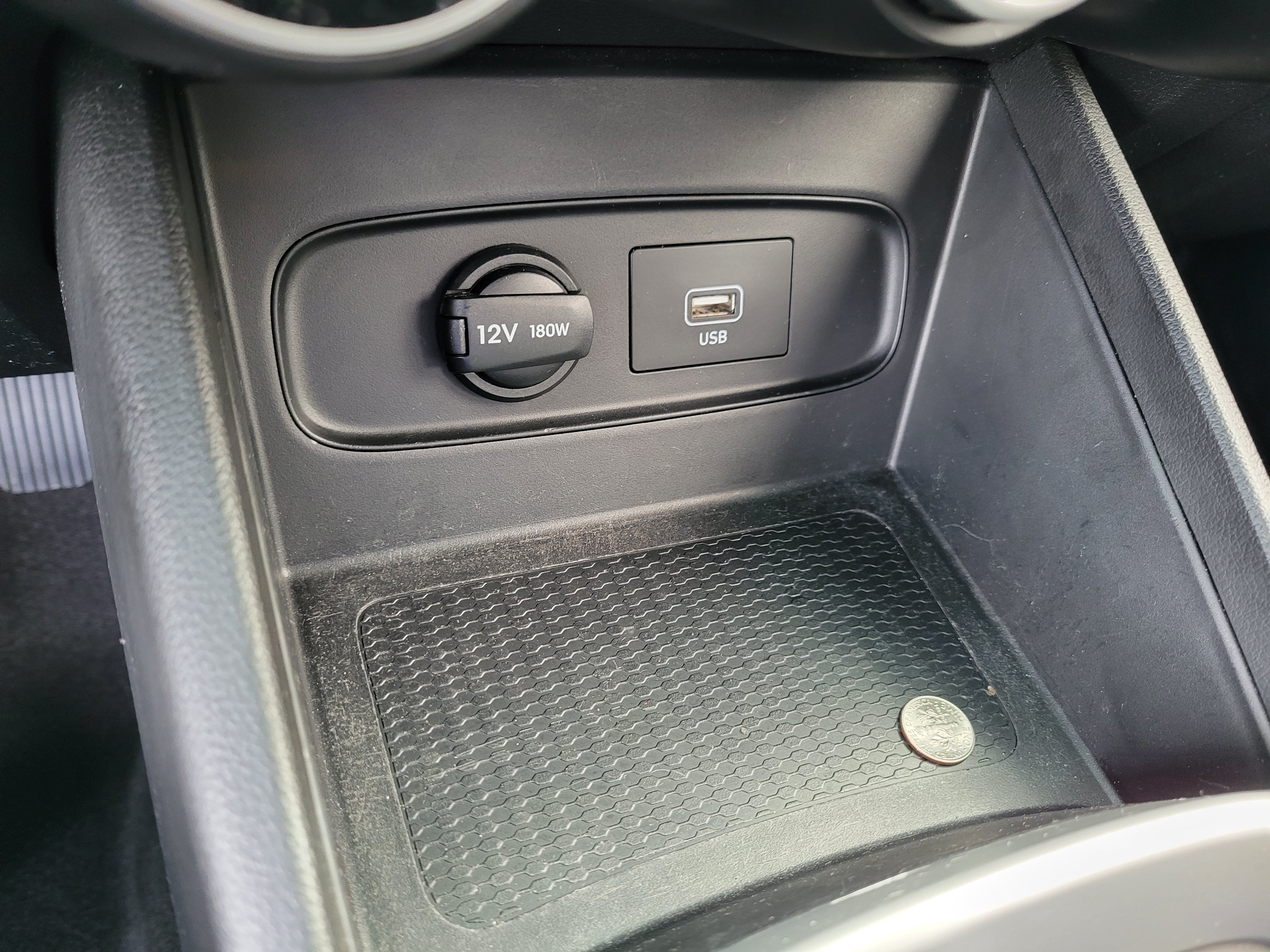 Used 2021 Hyundai Venue SE FWD image 20