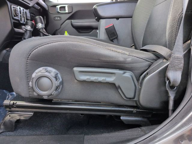 Used 2021 Jeep Gladiator Sport image 24