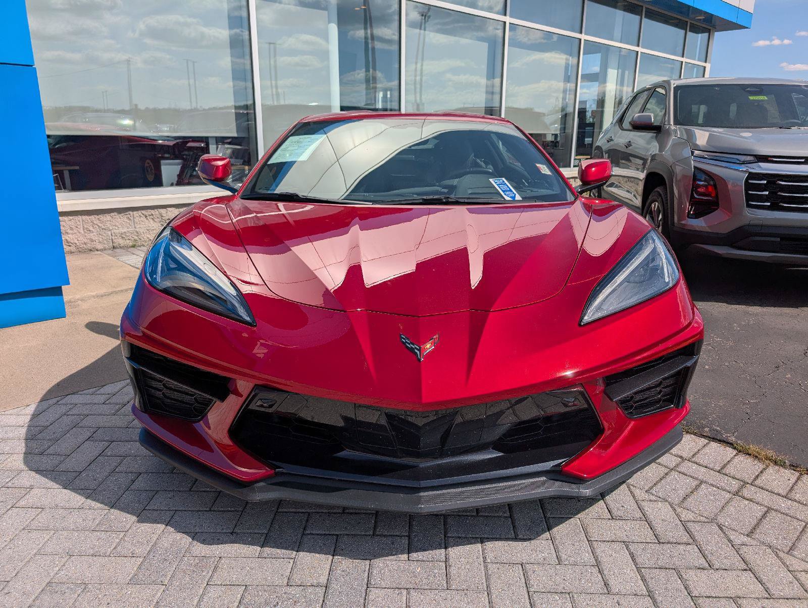 Used 2022 Chevrolet Corvette Stingray Premium Cpe w/ Z51 Performance Package RWD image 2