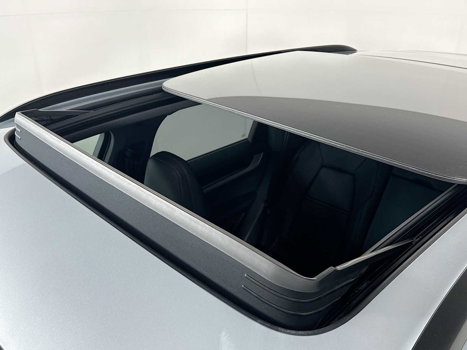 New 2026 Porsche Cayenne image 22