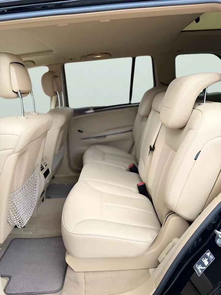 Used 2012 Mercedes-Benz GL 450 4MATIC image 17