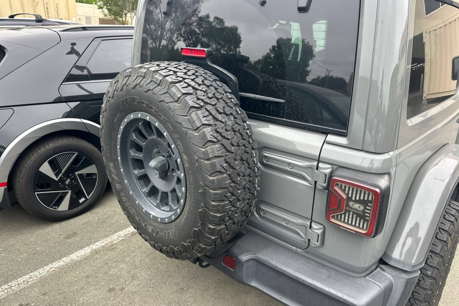 Used 2022 Jeep Wrangler Rubicon AWD/4WD image 6