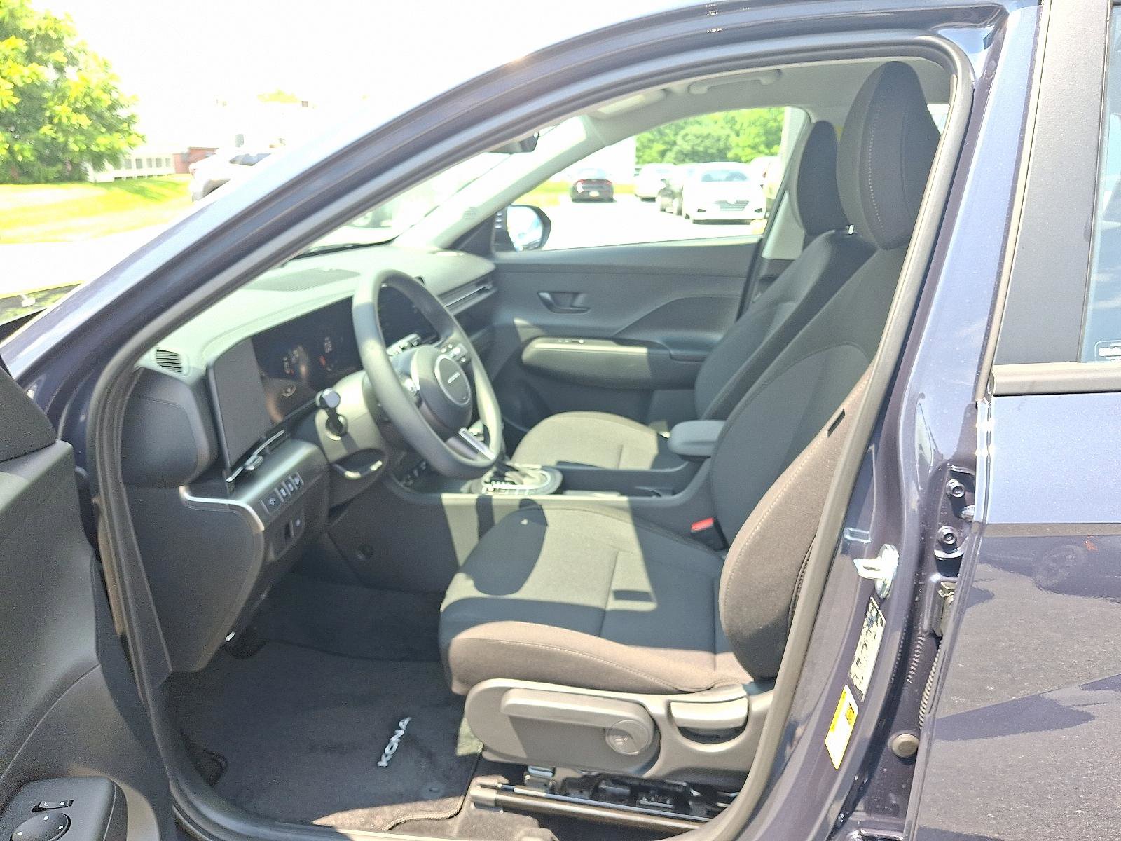 New 2026 Hyundai Kona SE image 9