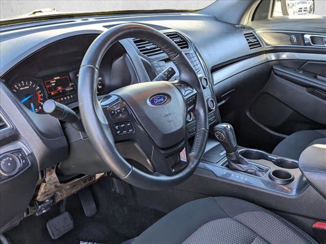 Used 2018 Ford Explorer XLT image 11