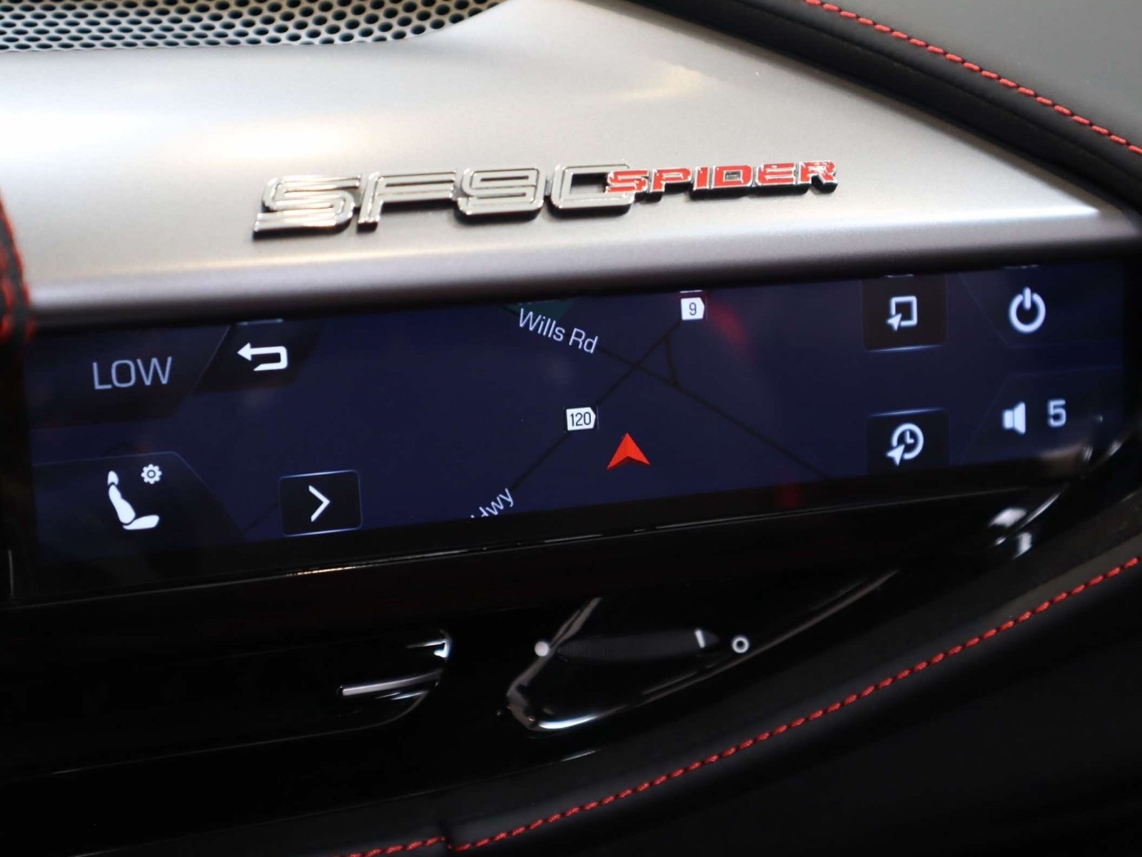 Used 2025 Ferrari SF90 Spider AWD/4WD image 32
