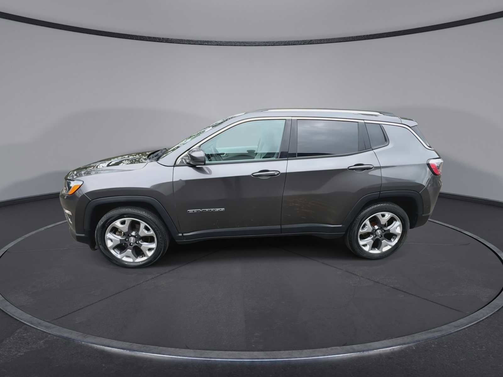 Used 2019 Jeep Compass Limited image 5