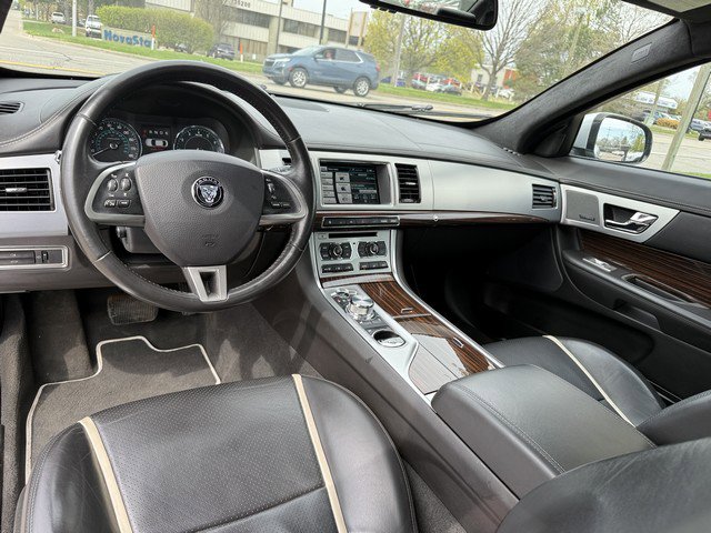 Used 2014 Jaguar XF 3.0 AWD/4WD image 11
