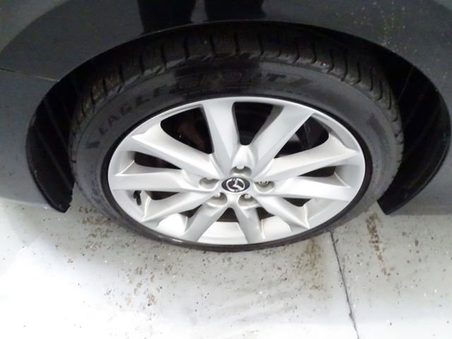 Used 2017 MAZDA MAZDA3 Grand Touring w/ Premium Equipment Package image 28