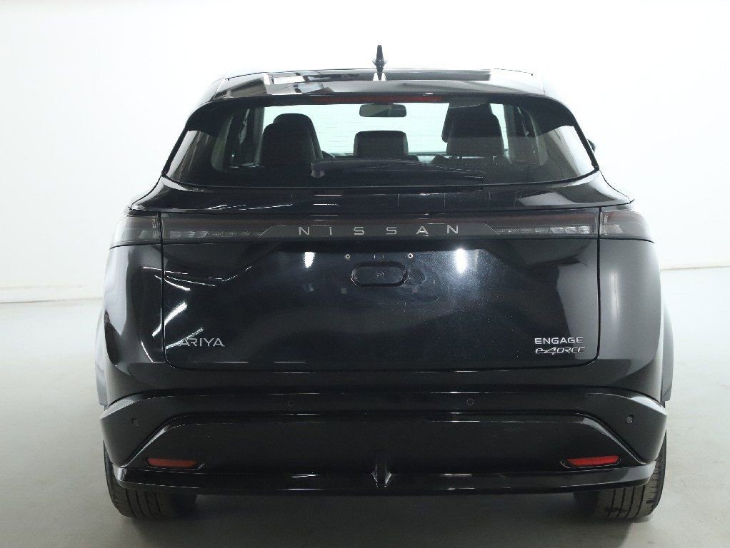 Used 2023 Nissan Ariya AWD image 41