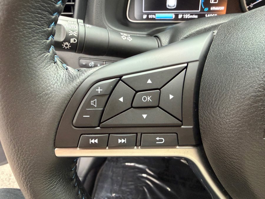 Used 2024 Nissan Leaf SV Plus image 14