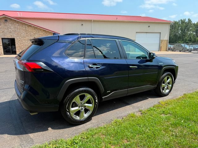 Used 2021 Toyota RAV4 Limited AWD/4WD image 4