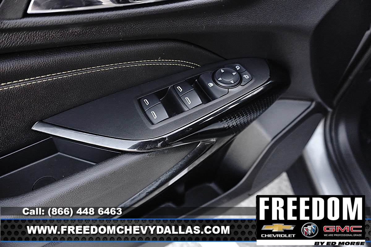 Used 2025 Chevrolet Trax LT w/ Driver Confidence Package FWD image 30