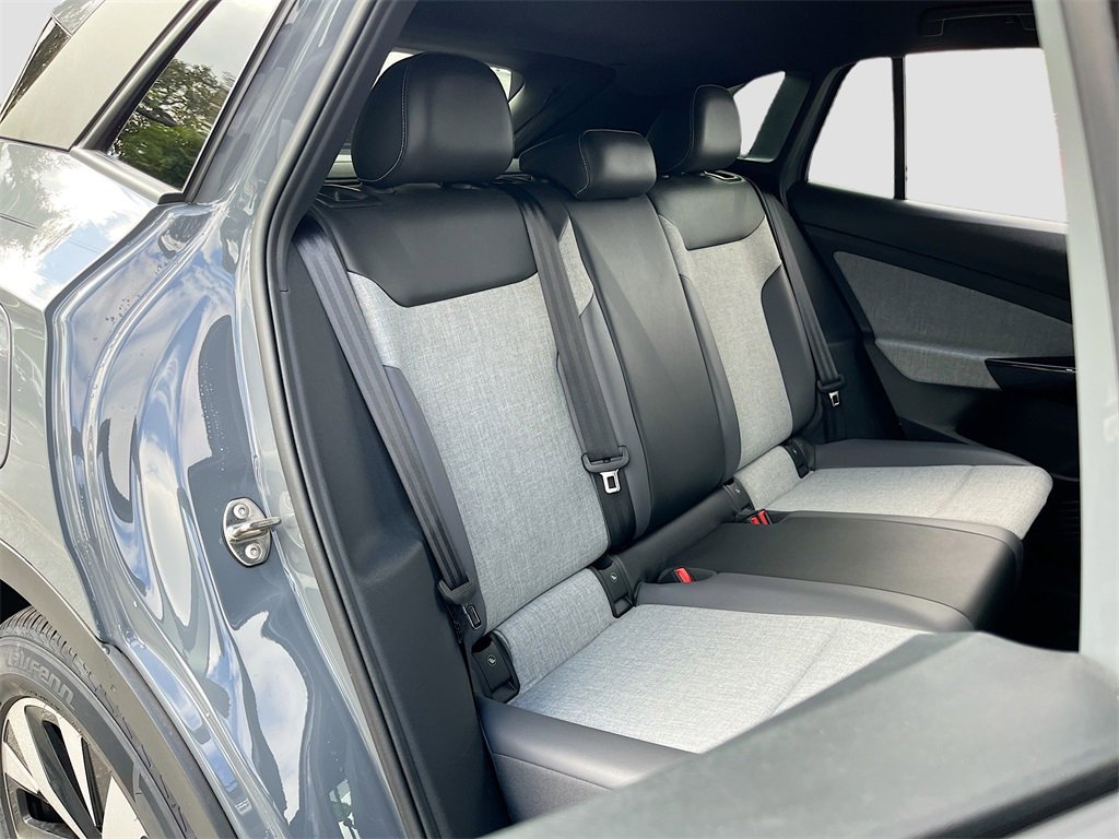 Used 2023 Volkswagen ID.4 Pro image 25