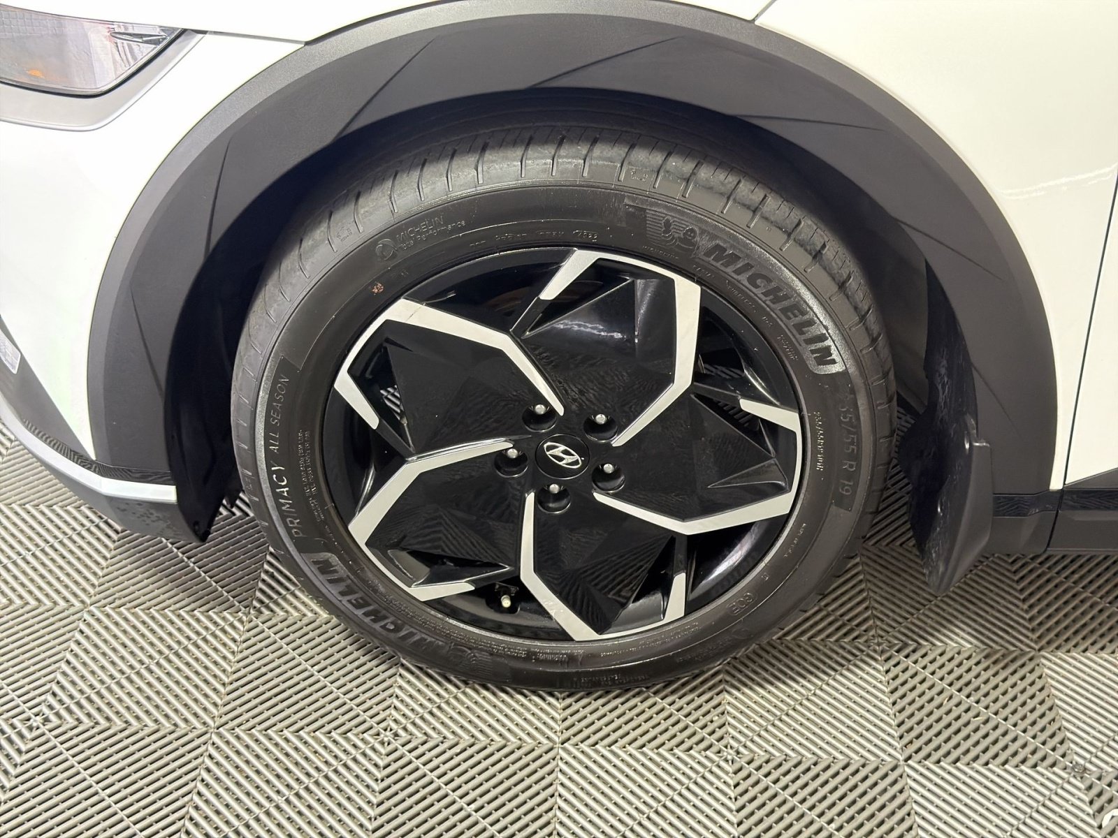 Used 2023 Hyundai Ioniq 5 SEL AWD/4WD image 12
