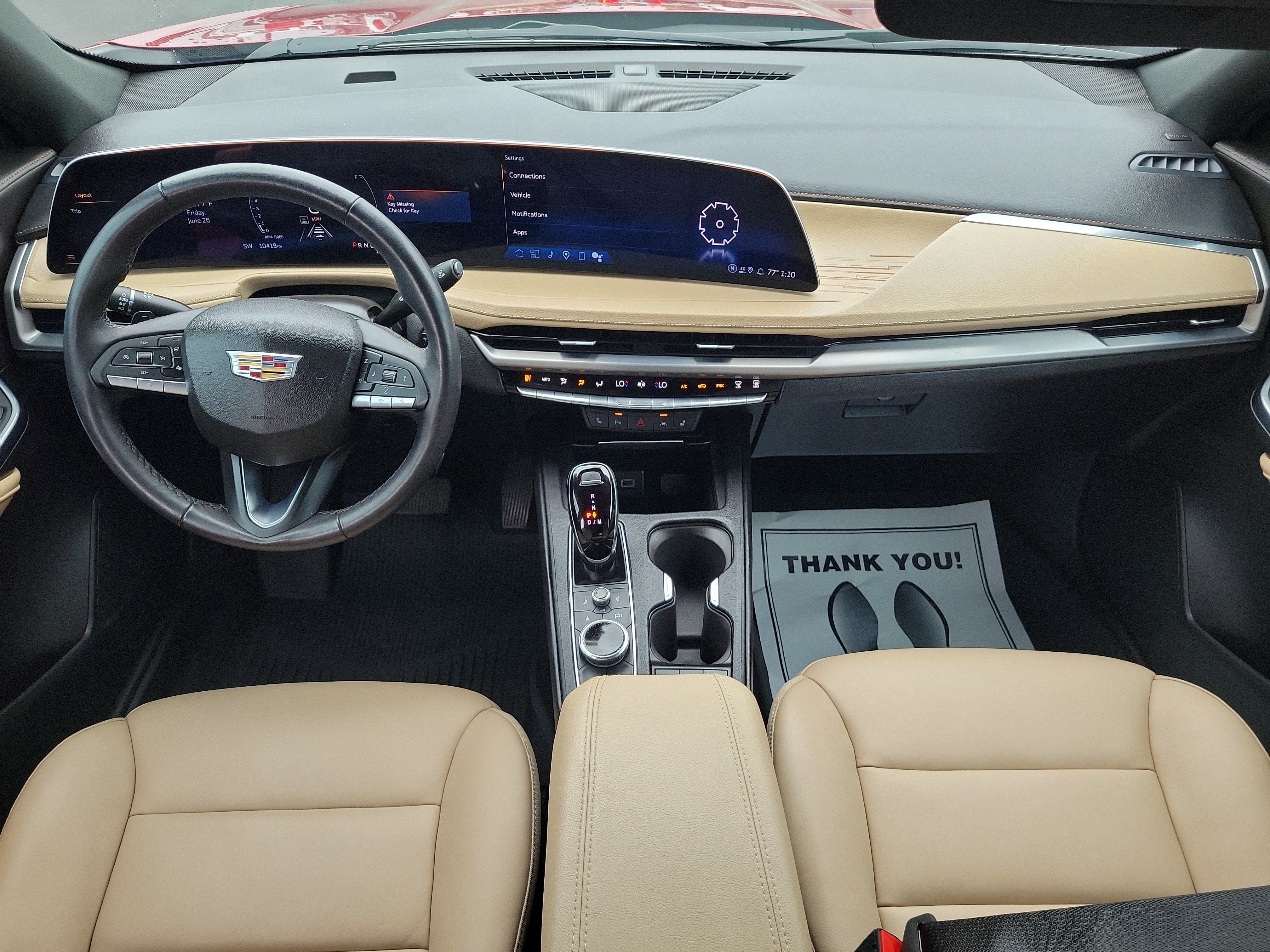 Used 2025 Cadillac XT4 Premium Luxury w/ Cold Weather Package AWD/4WD image 11