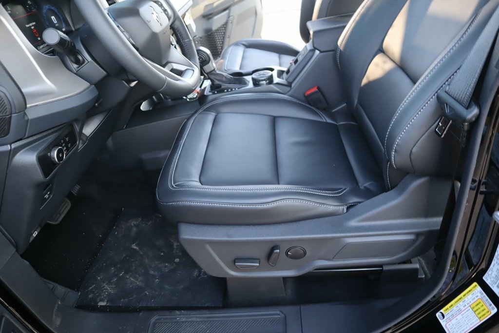 New 2025 Ford Bronco Outer Banks image 14