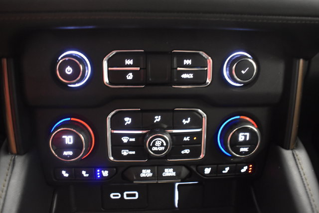 Used 2023 Chevrolet Tahoe High Country w/ LPO, Illumination Package AWD/4WD image 27