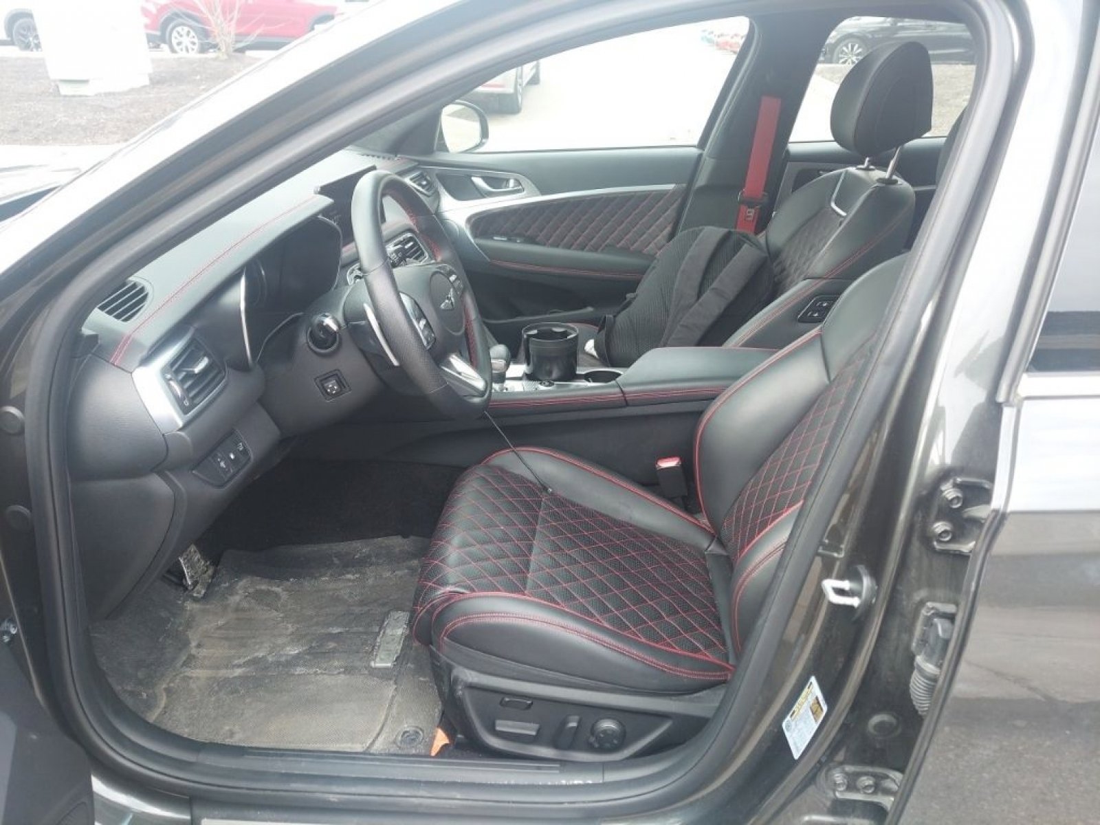 Used 2023 Genesis G70 3.3T w/ Sport Prestige Package image 25