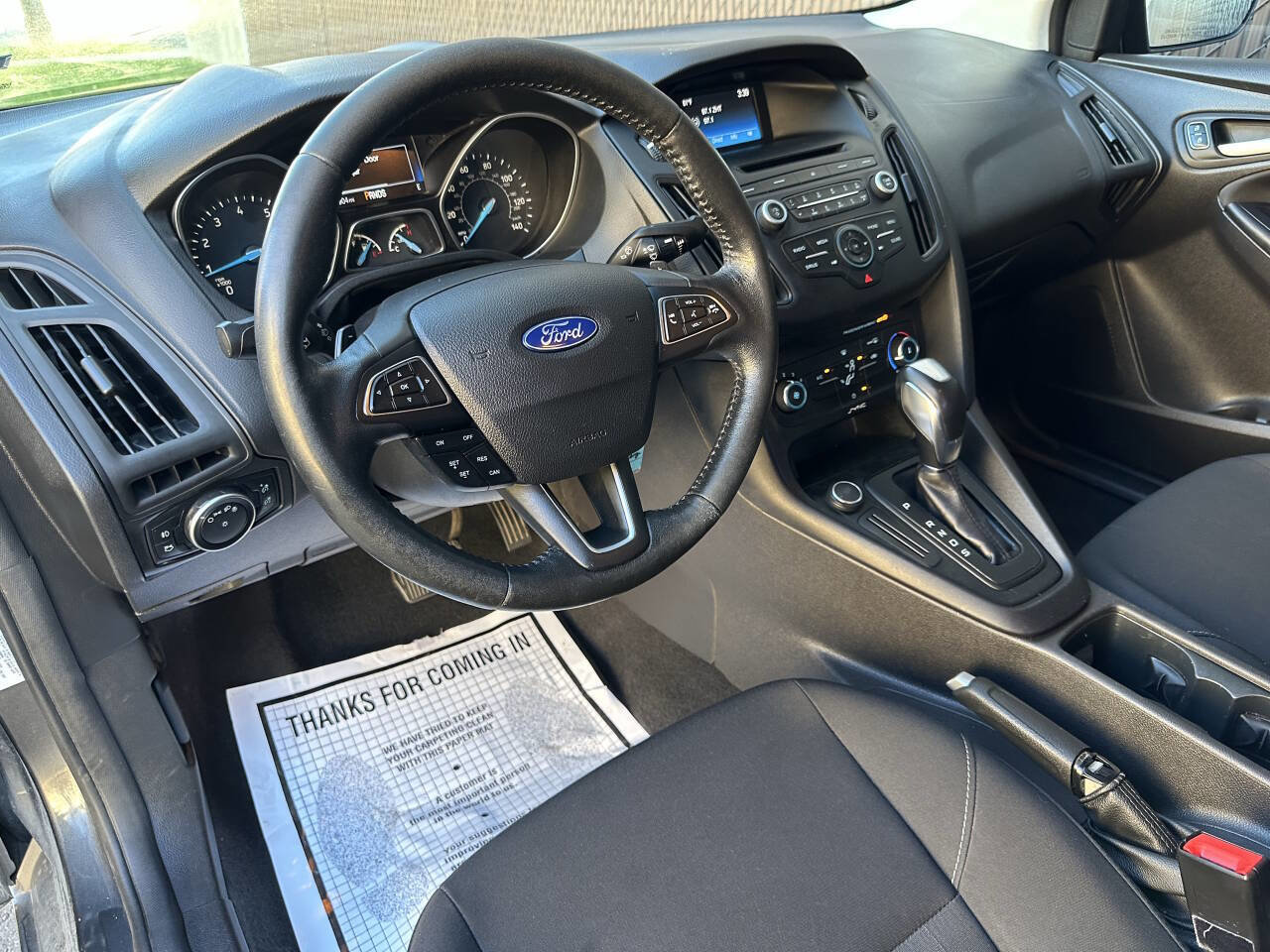 Used 2016 Ford Focus SE w/ SE Sport Package image 10