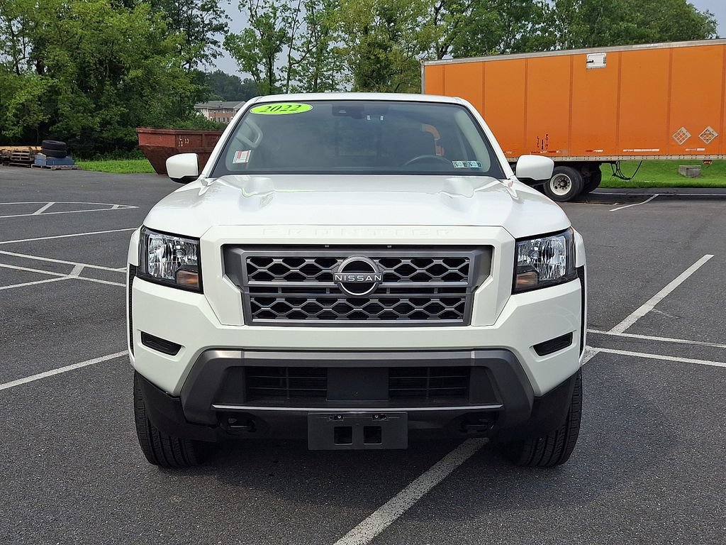 Used 2022 Nissan Frontier SV w/ Technology Package AWD/4WD image 2