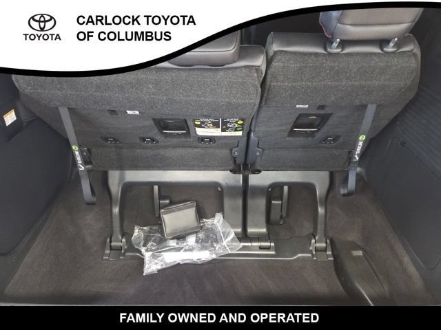 Used 2025 Toyota Sienna XSE w/ XSE Plus Package AWD/4WD image 16
