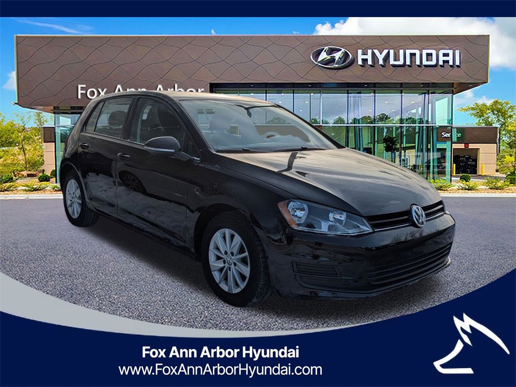 Used 2016 Volkswagen Golf S image 6