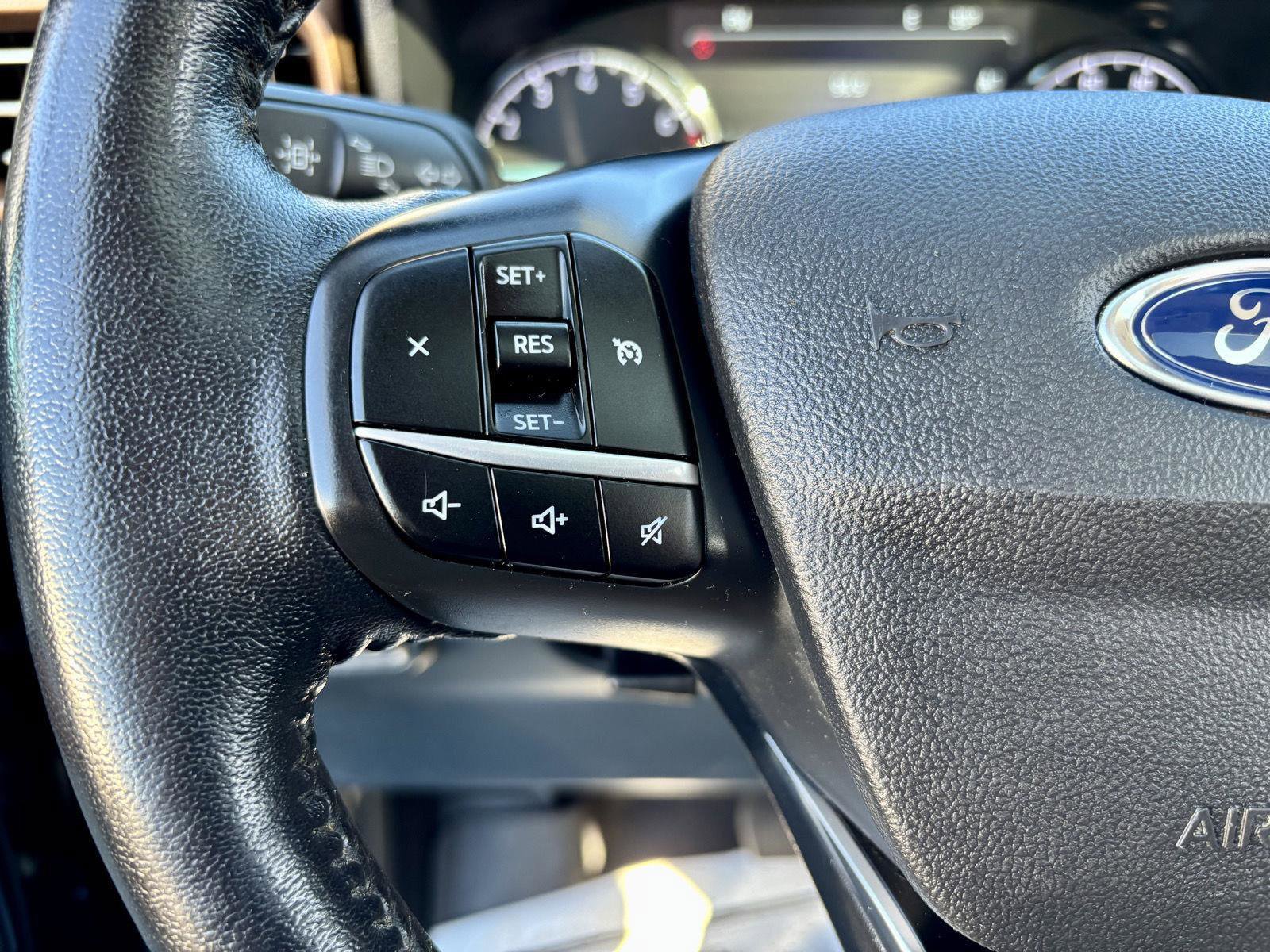Used 2022 Ford Maverick Lariat w/ Equipment Group 500A Standard image 19