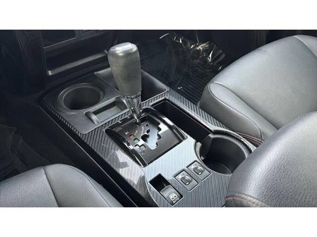 Certified 2021 Toyota 4Runner Venture w/ Moonroof Package AWD/4WD image 31