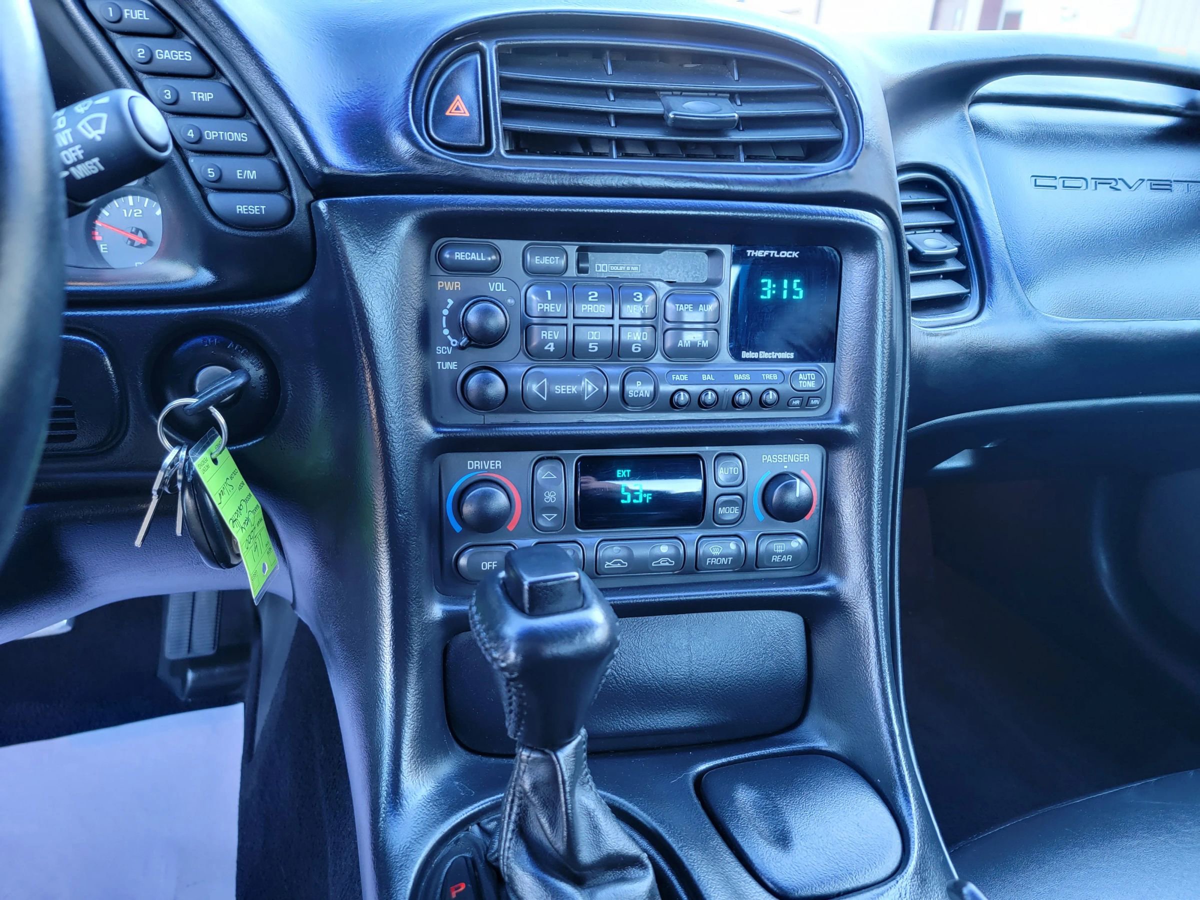 Used 2000 Chevrolet Corvette Coupe w/ Memory Pkg image 21