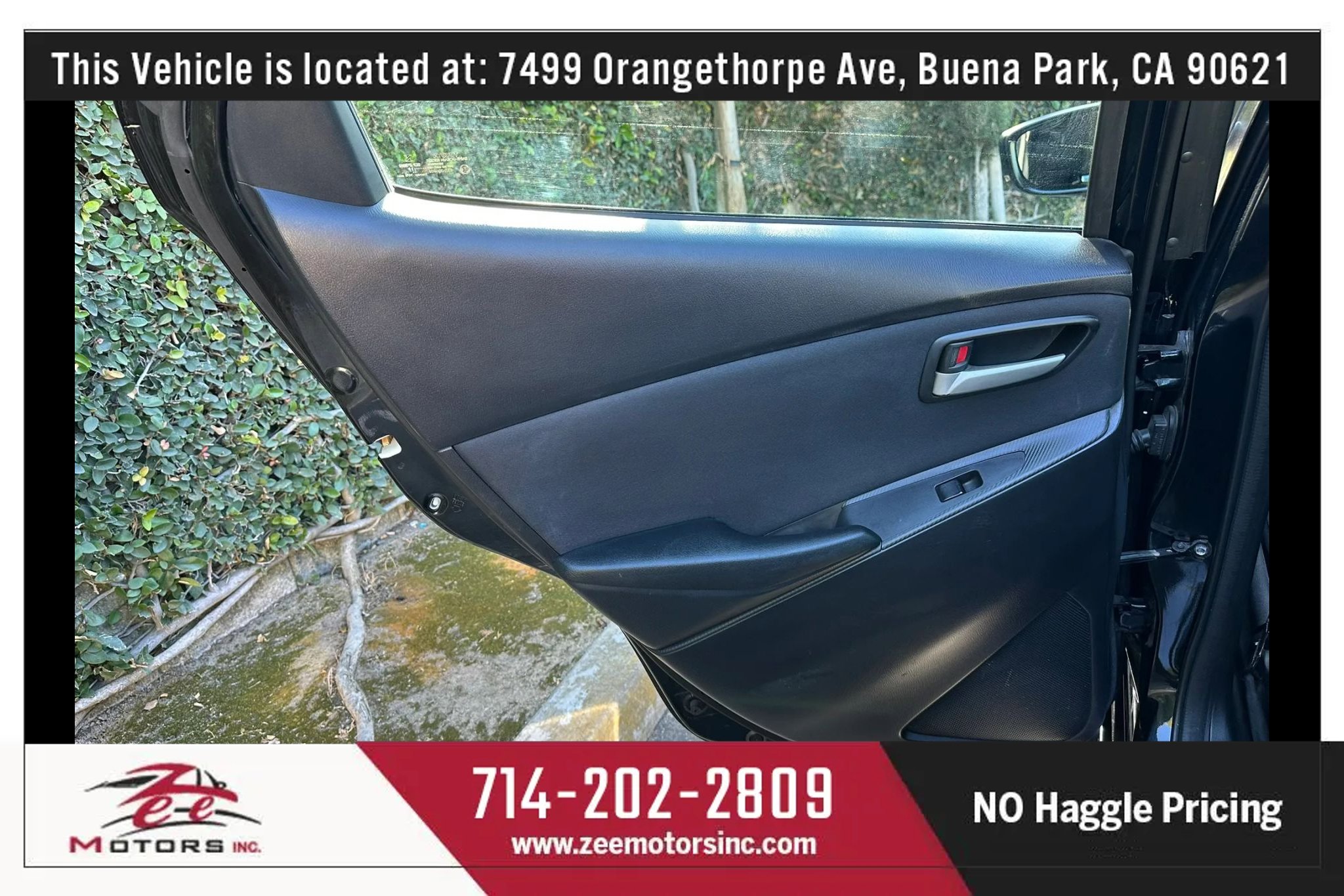 Used 2019 Toyota Yaris LE FWD image 58