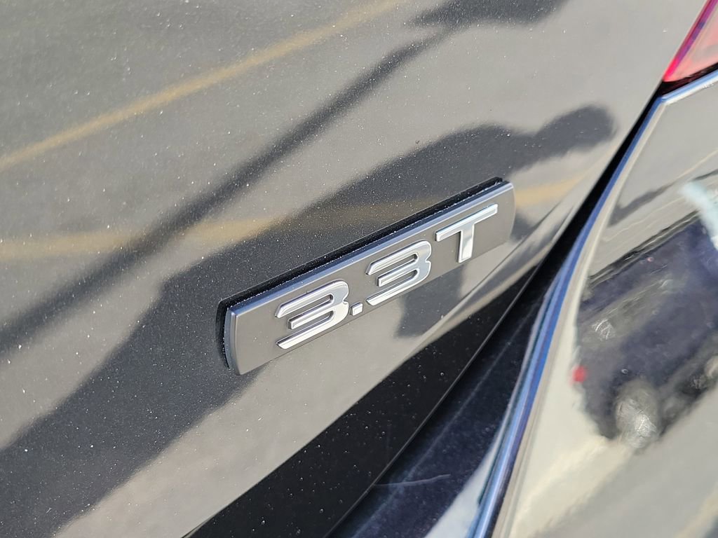 Used 2025 Genesis G70 3.3T Advanced w/ Sport Prestige Package image 12