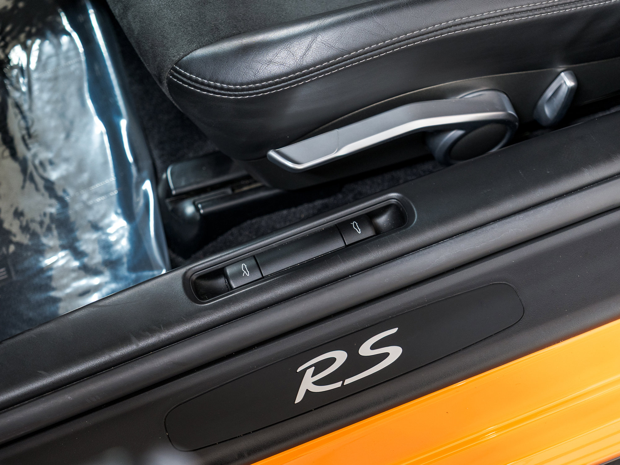 Used 2008 Porsche 911 GT3 RS image 16