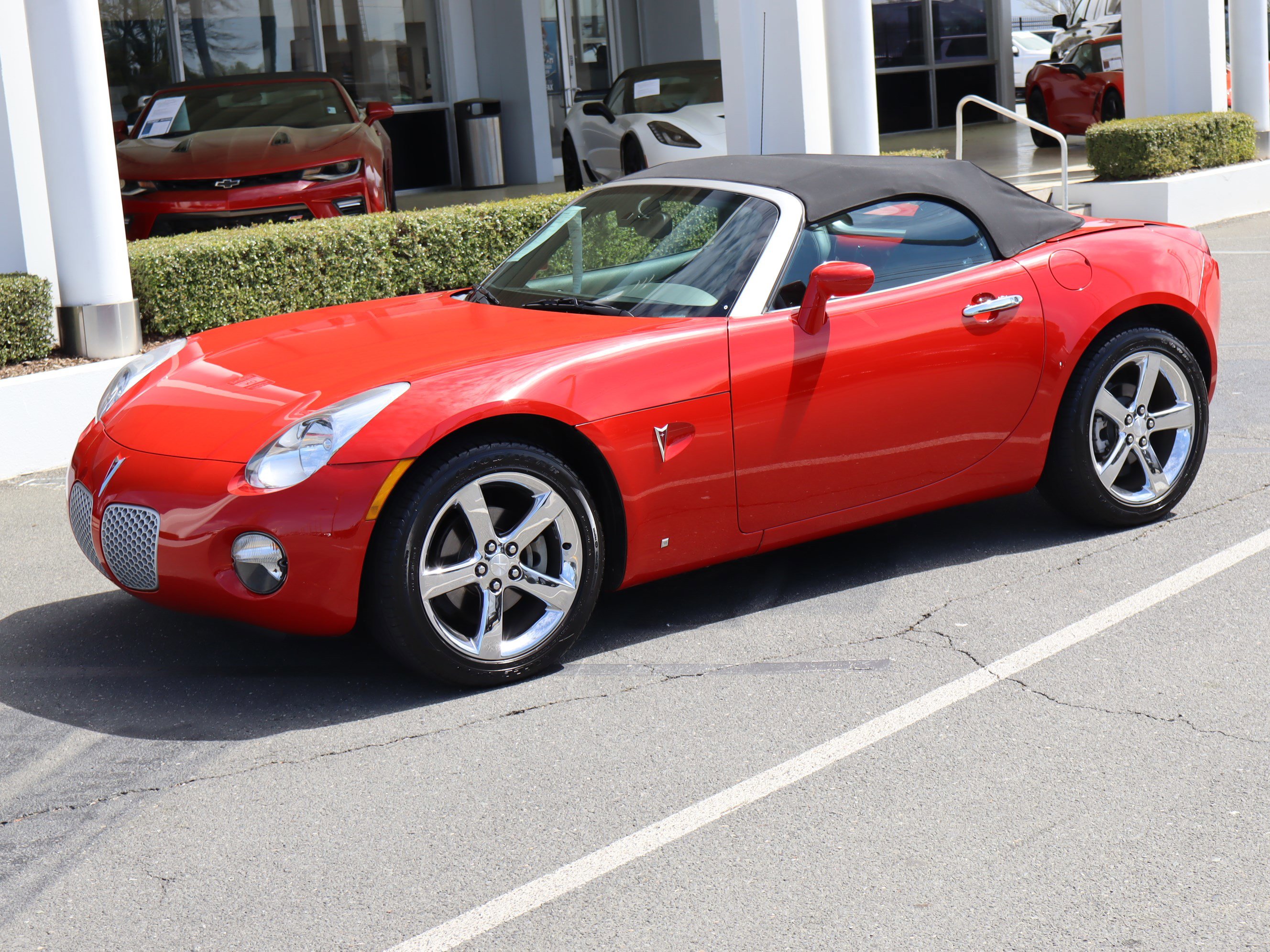 Used 2007 Pontiac Solstice Convertible w/ Premium Package image 5