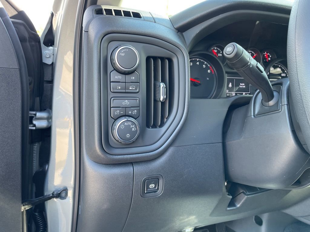 New 2026 Chevrolet Silverado 1500 Custom image 9