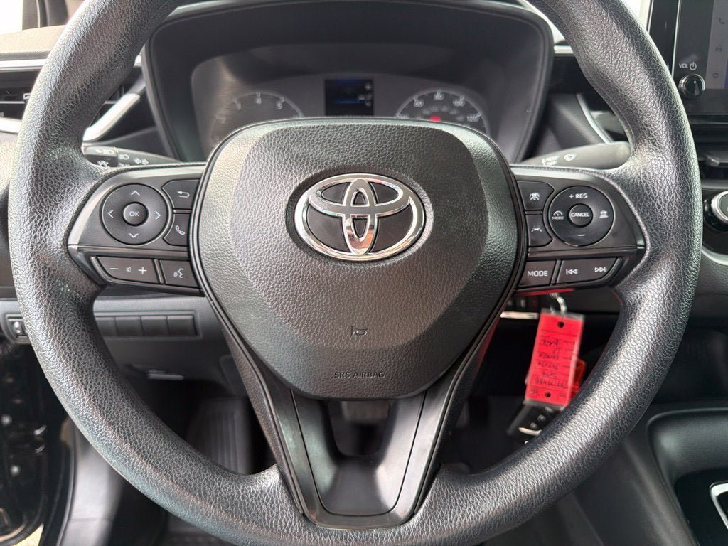 Used 2024 Toyota Corolla LE FWD image 16
