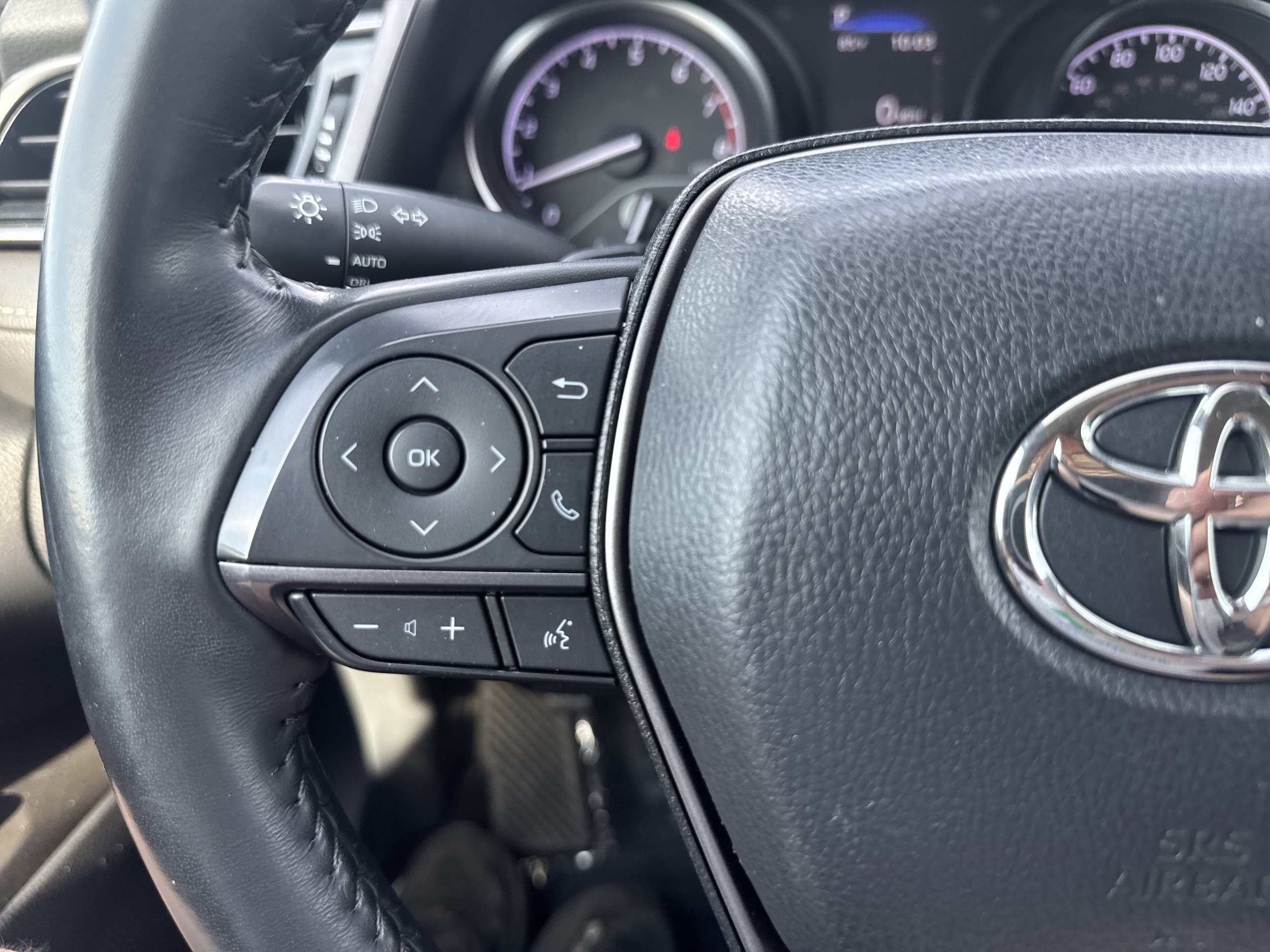 Used 2024 Toyota Camry SE FWD image 15