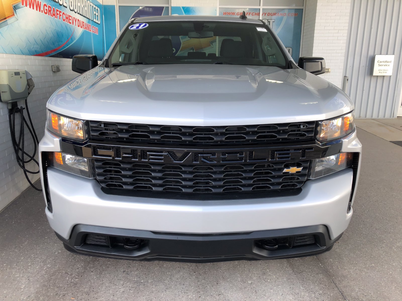 Used 2021 Chevrolet Silverado 1500 Custom AWD/4WD image 2