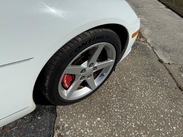 Used 2006 Chevrolet Corvette Coupe w/ Preferred Equipment Group image 9