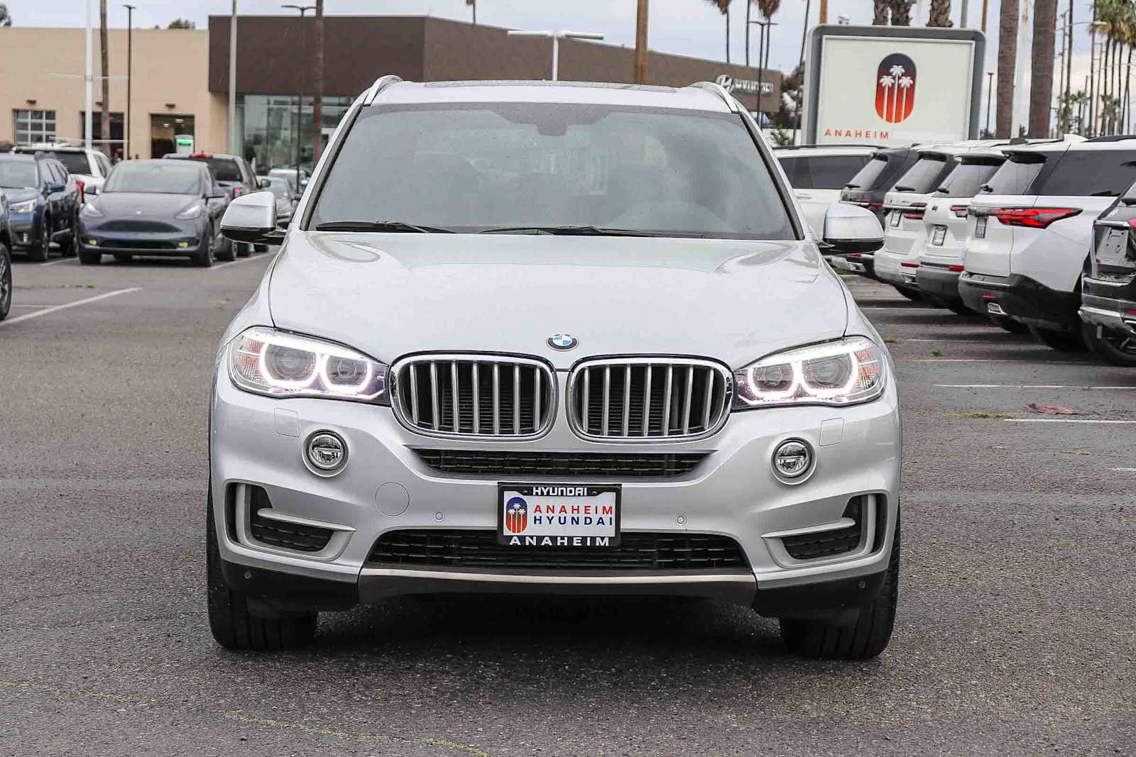 Used 2017 BMW X5 xDrive35i w/ Premium Package image 2