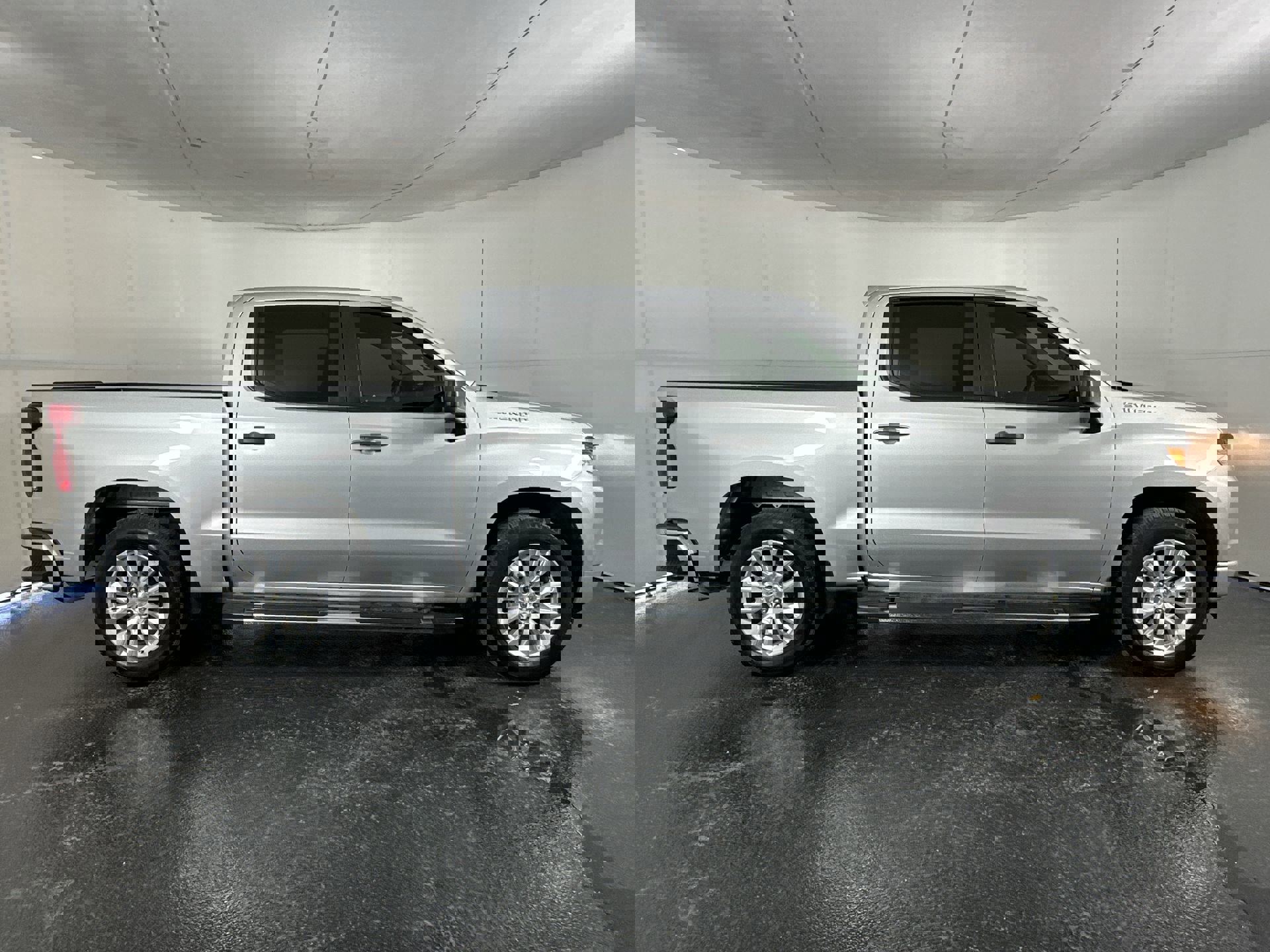 Used 2022 Chevrolet Silverado 1500 Custom image 13