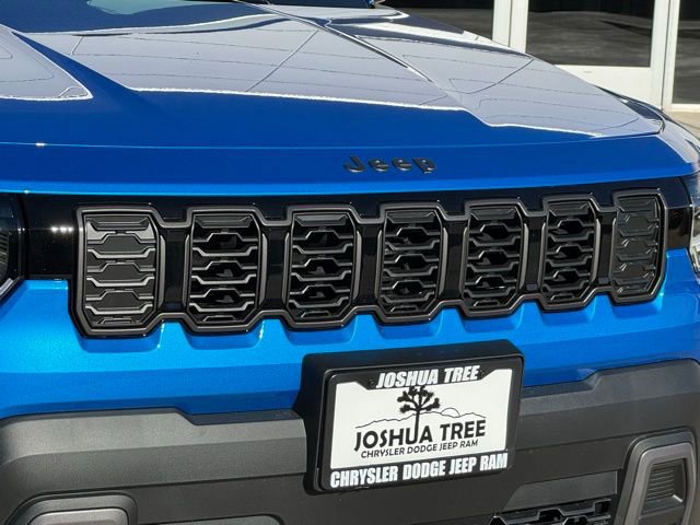 New 2026 Jeep Cherokee Laredo image 5