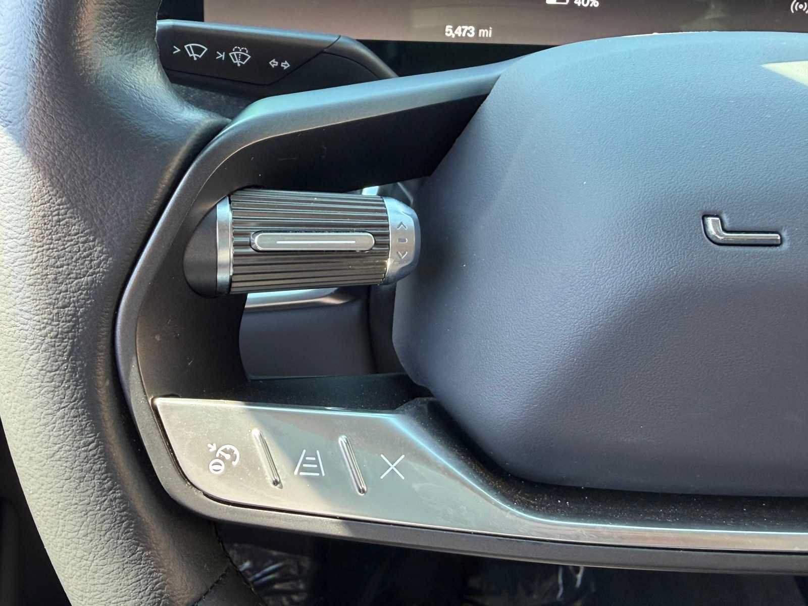 Used 2025 Lucid Air Touring AWD/4WD image 16
