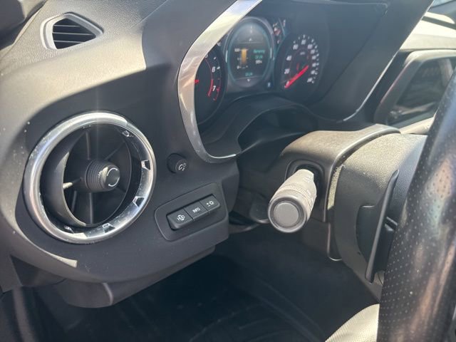 Used 2016 Chevrolet Camaro SS RWD image 23