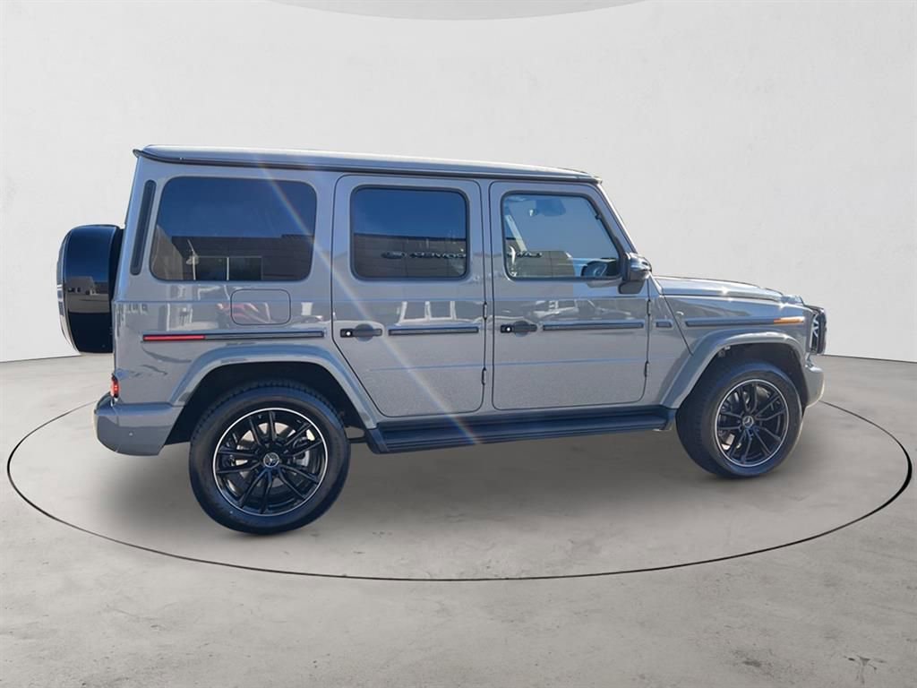 Used 2025 Mercedes-Benz G 550 image 6