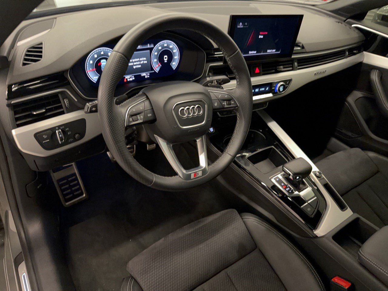 Used 2023 Audi A5 2.0T Premium Plus w/ Premium Plus AWD/4WD image 4