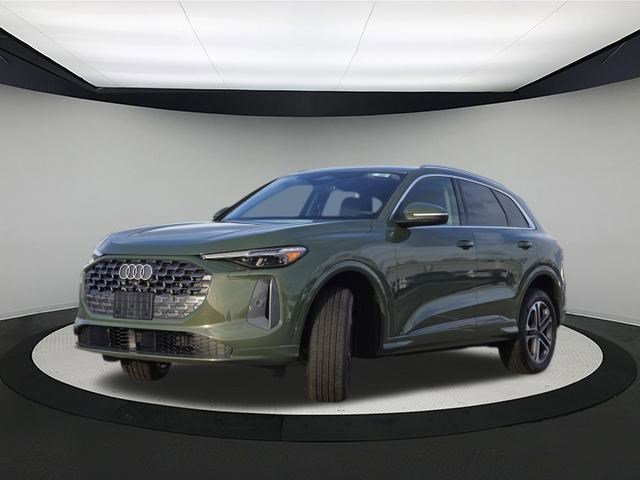 New 2025 Audi Q5 Premium Plus image 3