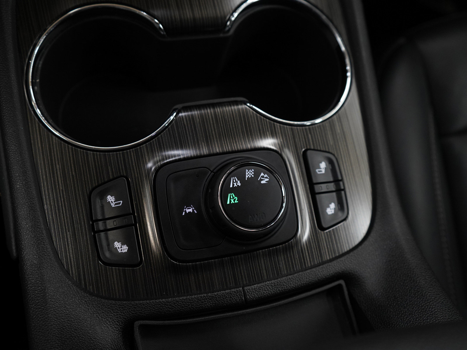 Used 2023 GMC Acadia SLT image 26