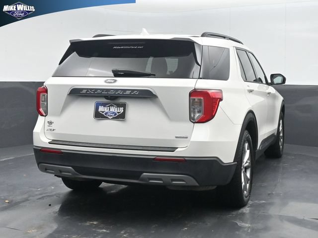 Used 2020 Ford Explorer XLT w/ Equipment Group 202A RWD image 7